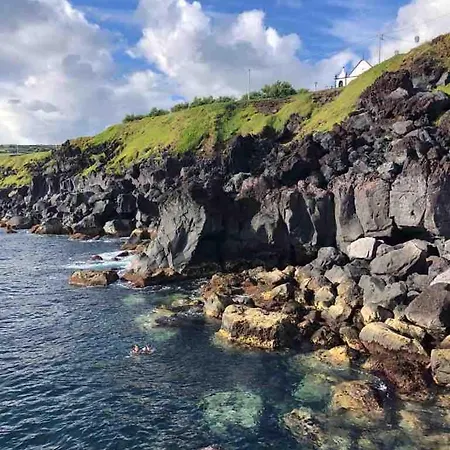 Moradia Alegre Com Vista Deslumbrante Casa de Férias Serreta