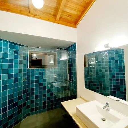 Casa de Férias Moradia Alegre Com Vista Deslumbrante Serreta