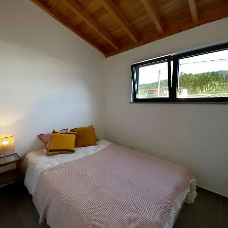 Casa de Férias Moradia Alegre Com Vista Deslumbrante Serreta