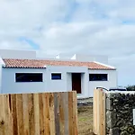 Moradia Alegre Com Vista Deslumbrante * Serreta