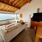 Moradia Alegre Com Vista Deslumbrante * Serreta
