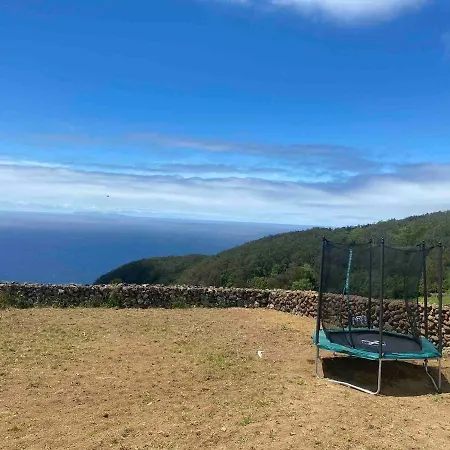 Moradia Alegre Com Vista Deslumbrante Vakantiehuis *