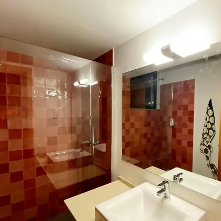 Moradia Alegre Com Vista Deslumbrante * Serreta