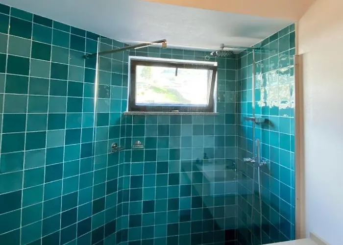 Moradia Alegre Com Vista Deslumbrante